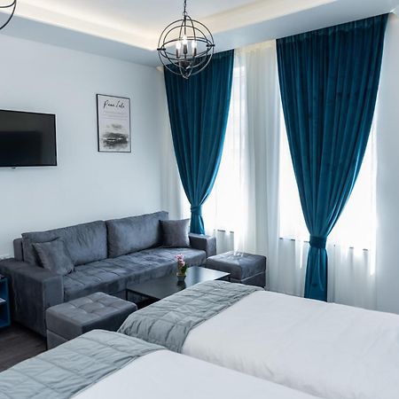 Azzurro City SJJ Eksteriør billede