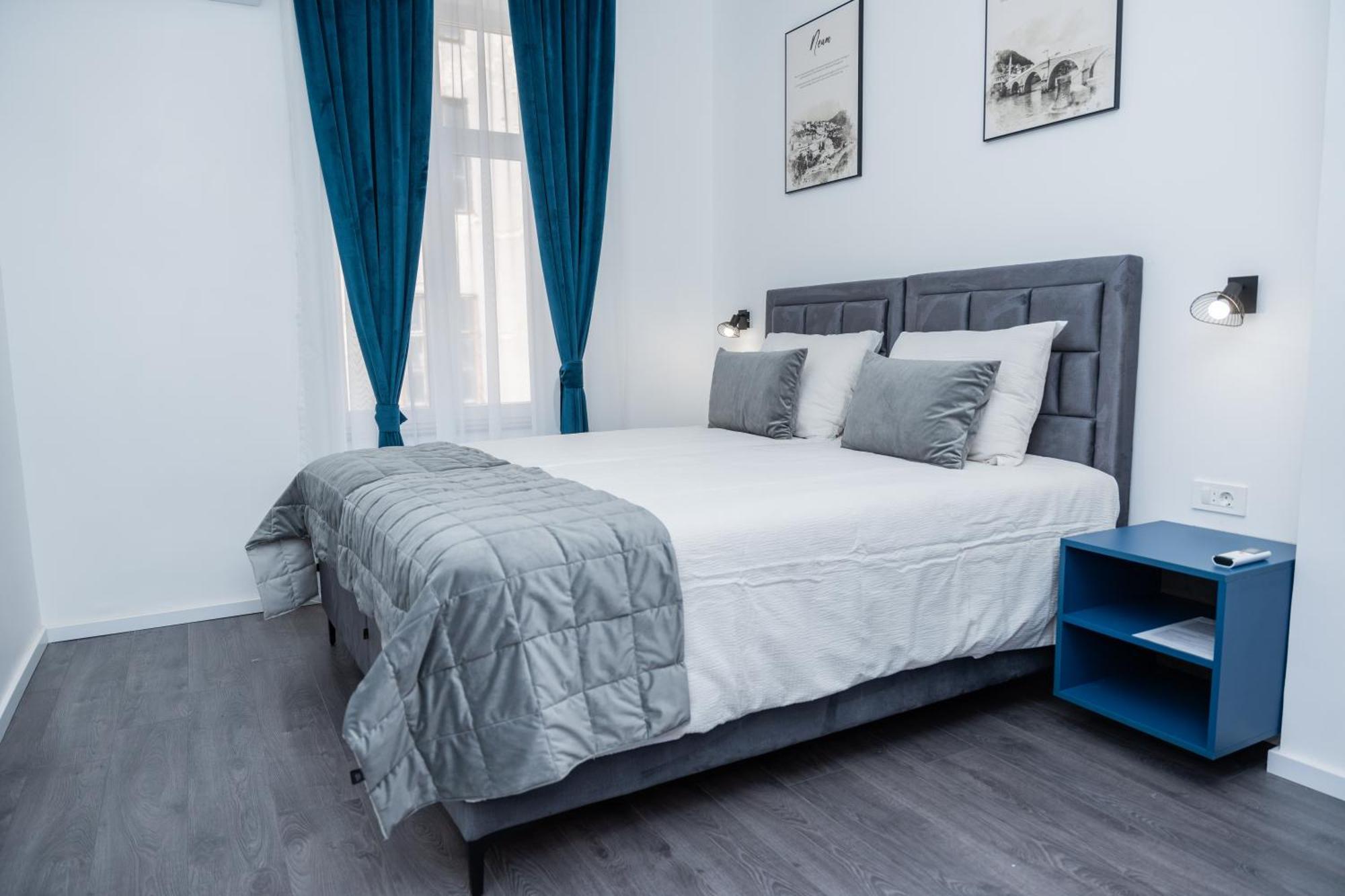 Azzurro City SJJ Eksteriør billede