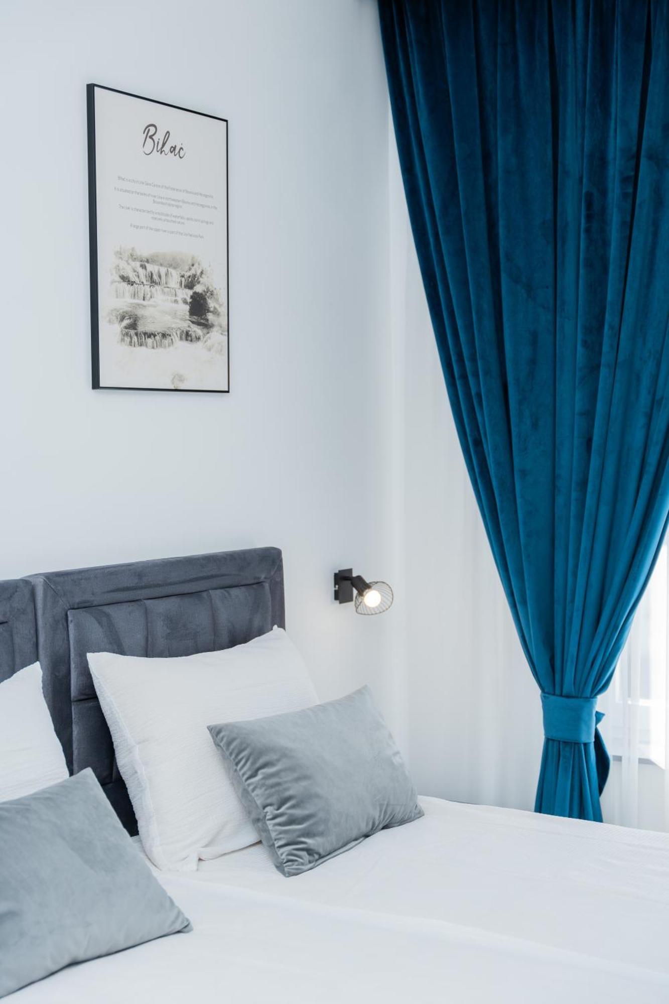 Azzurro City SJJ Eksteriør billede