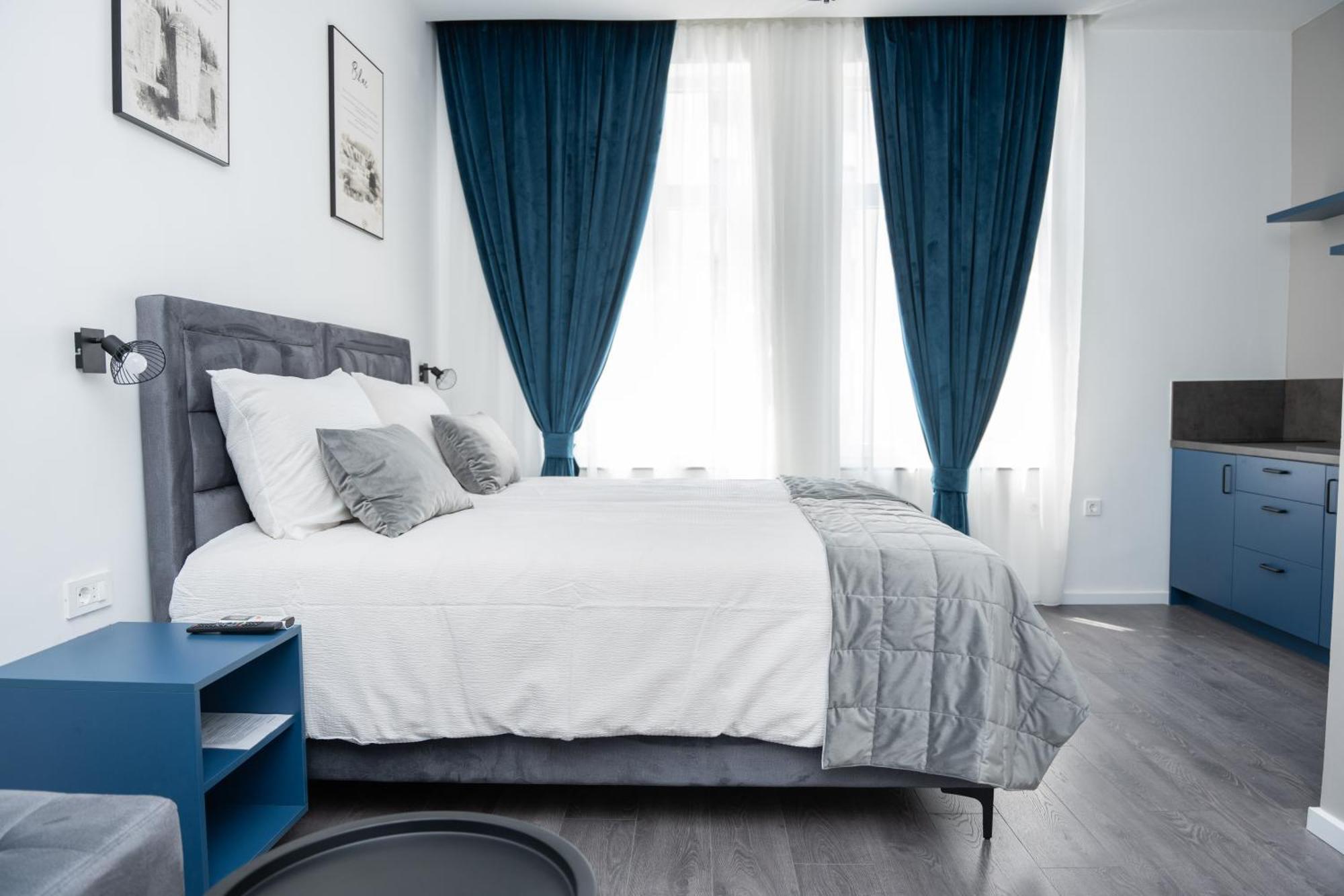 Azzurro City SJJ Eksteriør billede